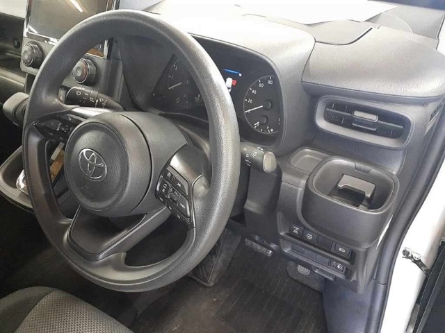 Toyota SIENTA 2023 8063187-9
