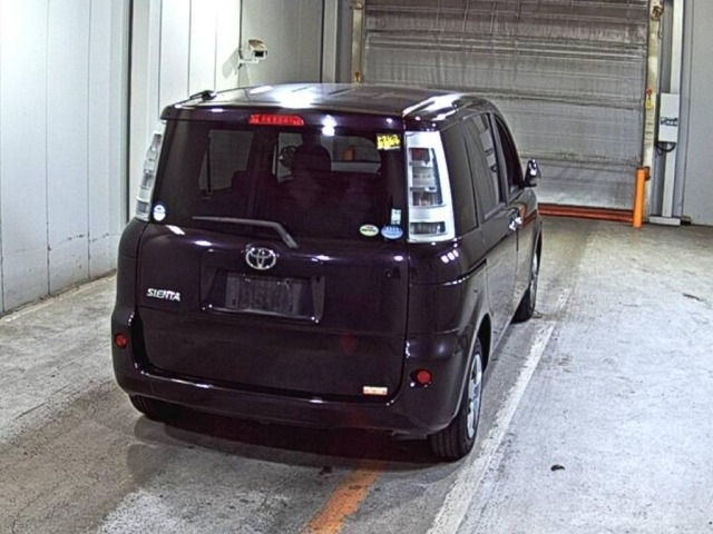 Toyota SIENTA 2011 8063189-5