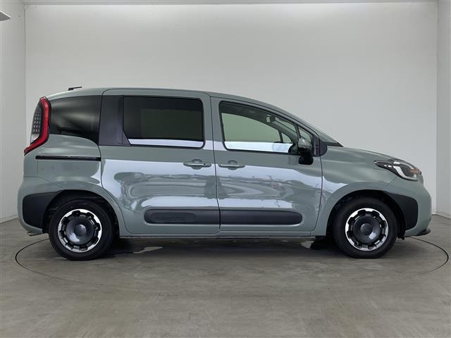 Toyota SIENTA 2023 8063476-22