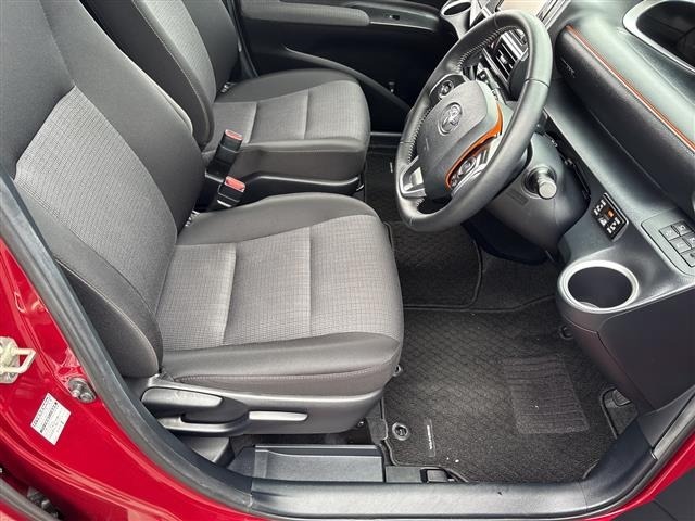 Toyota SIENTA 2021 8063556-11