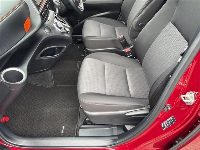 Toyota SIENTA 2021 8063556-20