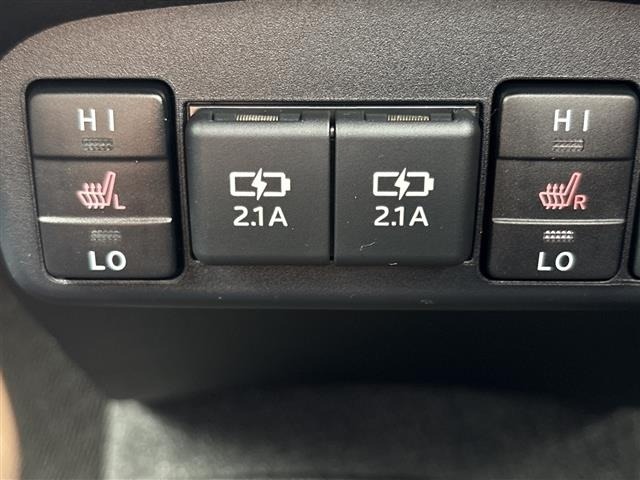 Toyota SIENTA 2021 8063556-8