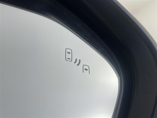 Toyota SIENTA 2024 8063658-17