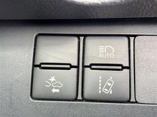 Toyota SIENTA 2018 8063678-10