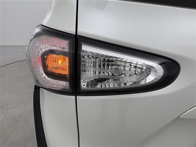 Toyota SIENTA 2015 8063736-6