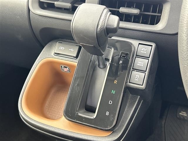 Toyota SIENTA 2025 8063754-3