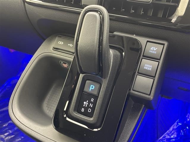 Toyota SIENTA 2023 8063757-12