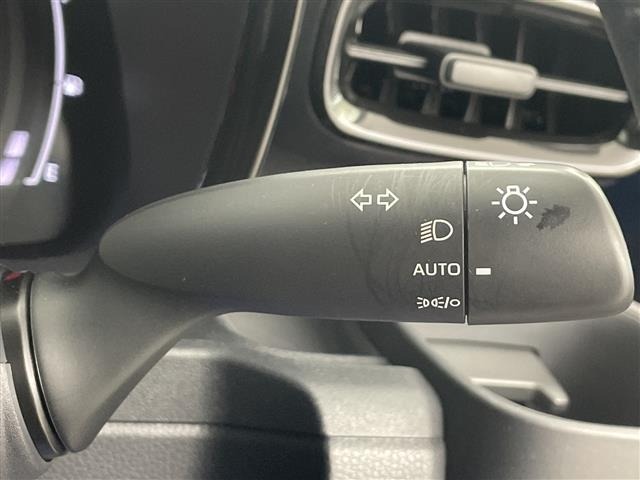 Toyota SIENTA 2023 8063757-9