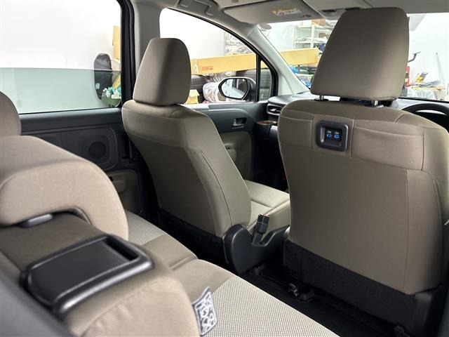 Toyota SIENTA 2025 8063761-6