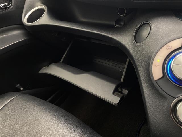 Toyota SIENTA 2016 8063808-12
