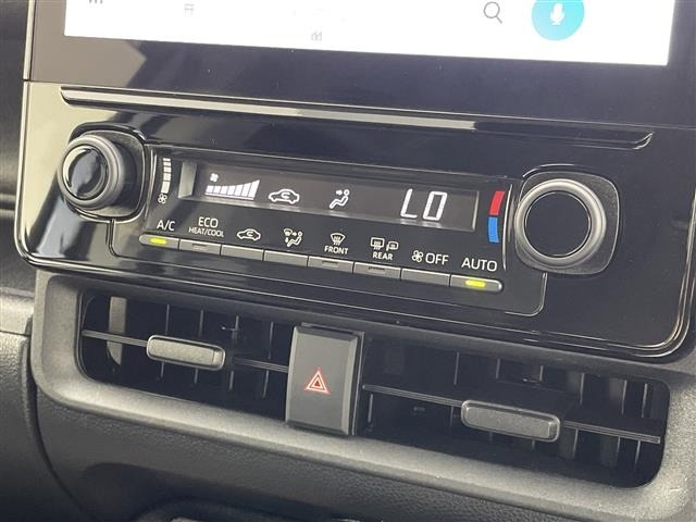 Toyota SIENTA 2025 8063819-12