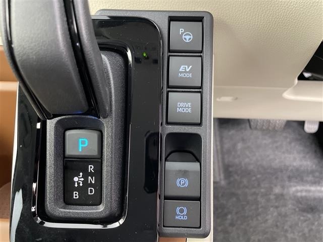 Toyota SIENTA 2026 8063831-11