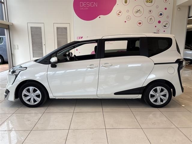 Toyota SIENTA 2020 8063840-6