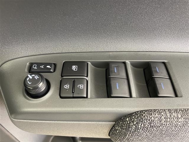 Toyota SIENTA 2026 8063841-2