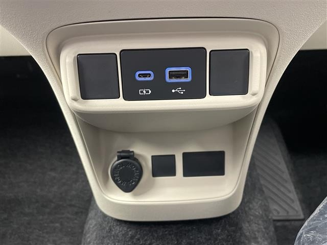 Toyota SIENTA 2026 8063859-2