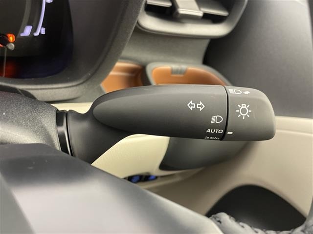 Toyota SIENTA 2026 8063859-9