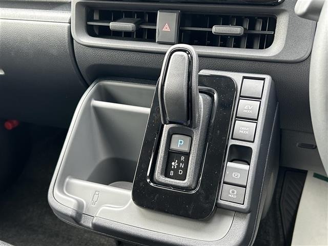 Toyota SIENTA 2026 8063867-5