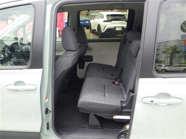 Toyota SIENTA 2024 8063869-6