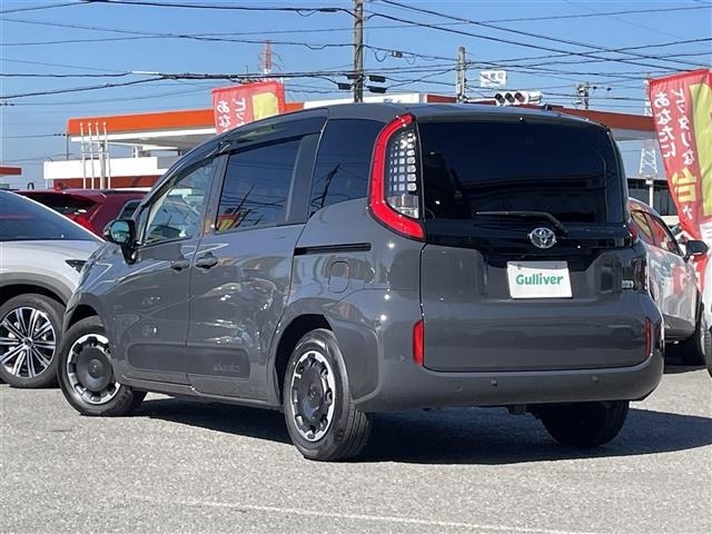 Toyota SIENTA 2023 8063904-13