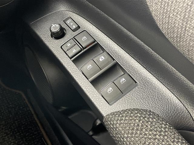Toyota SIENTA 2021 8063921-22