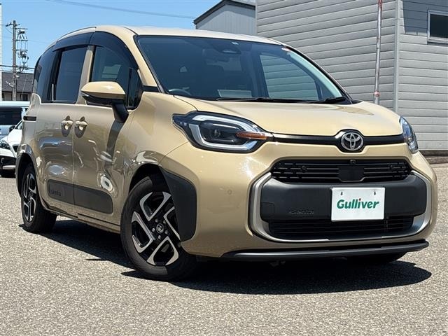 Toyota SIENTA 2022 8064001-0