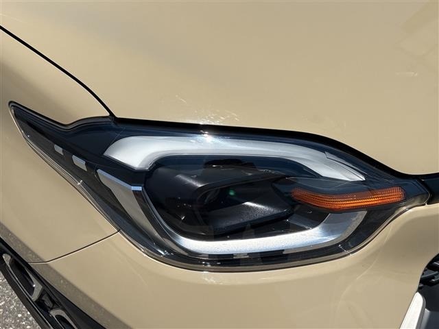 Toyota SIENTA 2022 8064001-1