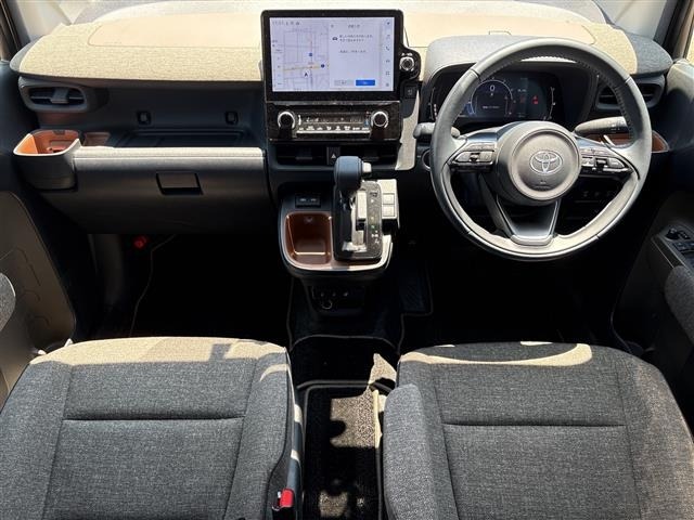 Toyota SIENTA 2022 8064001-14