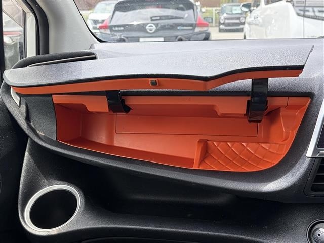 Toyota SIENTA 2016 8064036-6