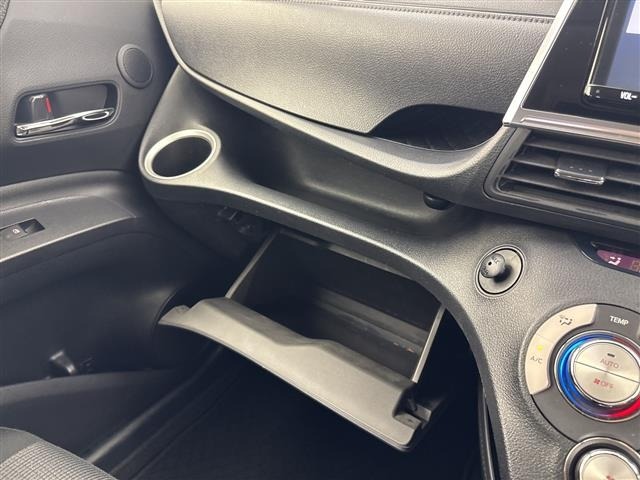 Toyota SIENTA 2022 8064056-3