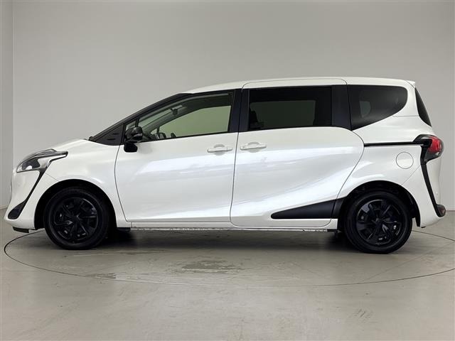 Toyota SIENTA 2022 8064056-4