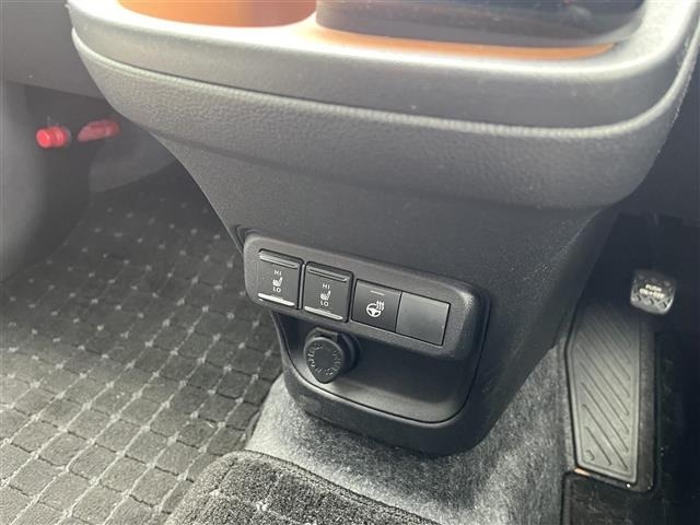 Toyota SIENTA 2023 8064057-10