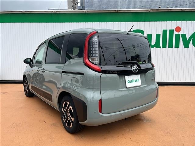 Toyota SIENTA 2023 8064057-13