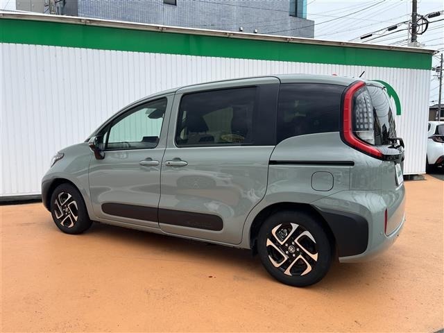 Toyota SIENTA 2023 8064057-2