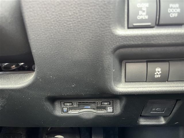 Toyota SIENTA 2023 8064057-3