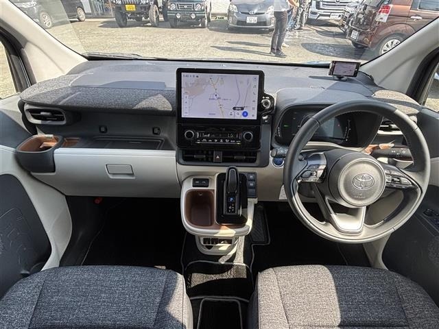 Toyota SIENTA 2023 8064066-15