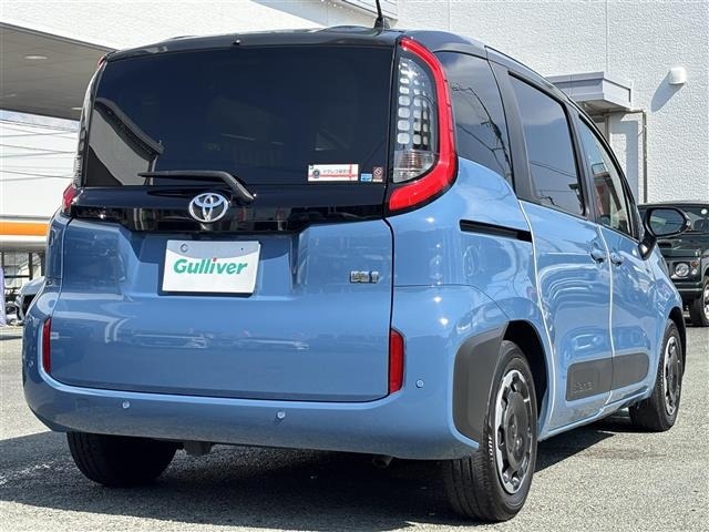 Toyota SIENTA 2023 8064066-17
