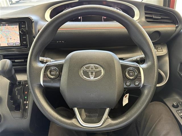 Toyota SIENTA 2015 8064067-5