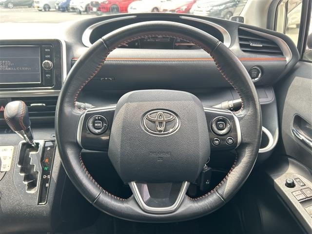 Toyota SIENTA 2017 8064082-15