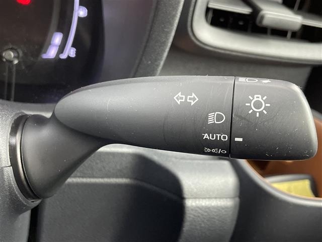 Toyota SIENTA 2023 8064083-10