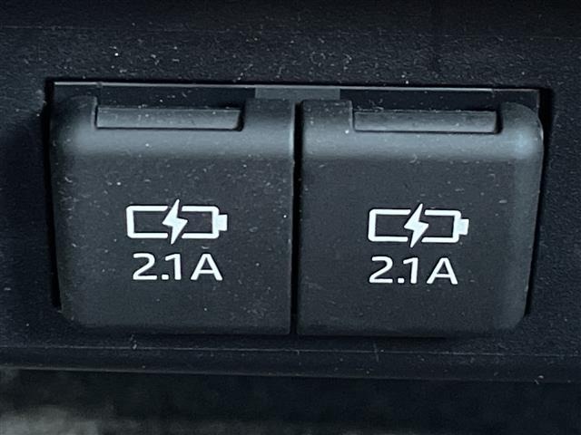 Toyota SIENTA 2022 8064105-4