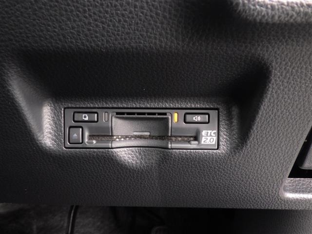 Toyota SIENTA 2026 8064106-23
