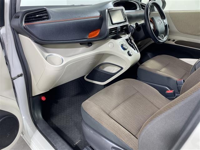 Toyota SIENTA 2015 8064119-6