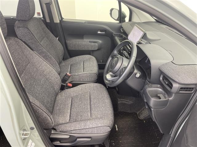 Toyota SIENTA 2023 8064123-10