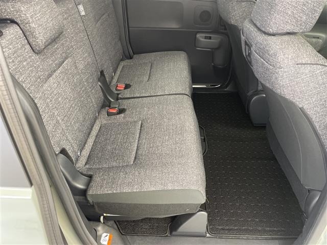 Toyota SIENTA 2023 8064123-12