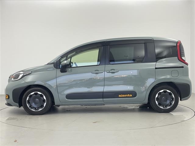 Toyota SIENTA 2023 8064123-23
