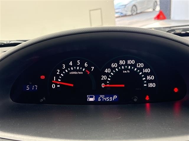 Toyota SIENTA 2008 8064139-11