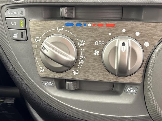 Toyota SIENTA 2008 8064139-7