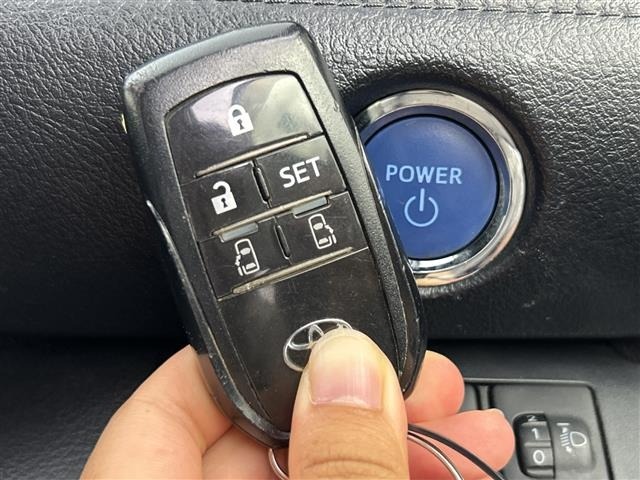 Toyota SIENTA 2021 8064143-4