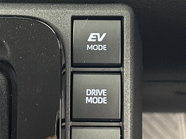 Toyota SIENTA 2022 8064144-1