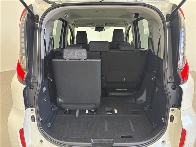 Toyota SIENTA 2022 8064144-12